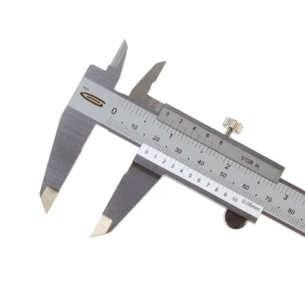 Штангенциркуль, 150 мм, 0.05 мм, нержавеющая сталь, с глубиномером Gross 31671 купить в Нягани