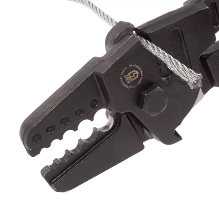 Пресс-клещи КВТ ПК-5-600Т с матрицей для опрессовки стальных тросов овальными алюминиевыми и медными втулками (91984) купить в Нягани