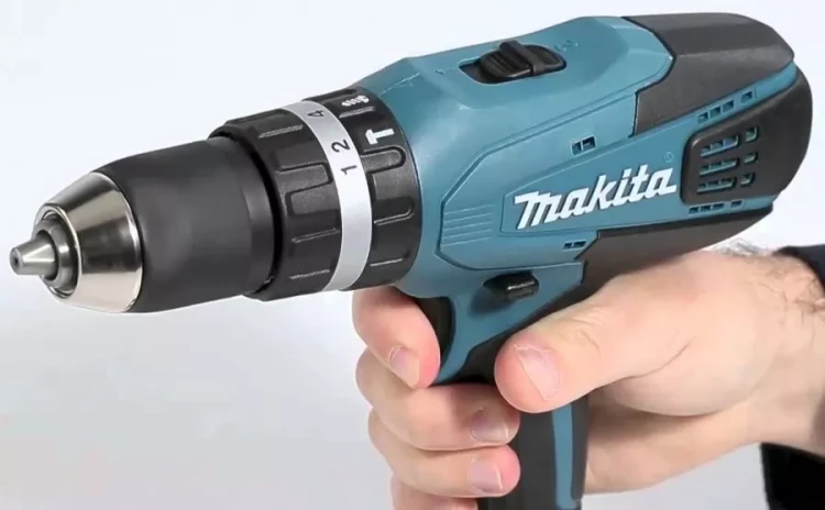 Аккумуляторная дрель -шуруповерт Makita HP457DWE купить в Нягани