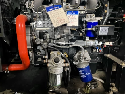 Дизельный генератор Vektor AD-50Y-T400 с АВР купить в Нягани