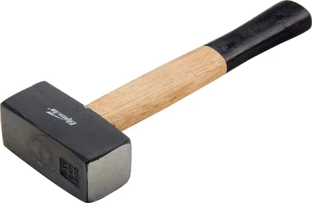 Кувалда с литой головкой и деревянной двухцветной рукояткой 1000 г SPARTA 10905 купить в Нягани