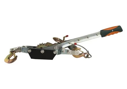 Лебедка рычажная ручная грузоподъёмность 4 тонн 1091-07-4000 STURM купить в Нягани