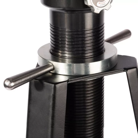 Съемник гидравлический самоцентрирующийся автономный КВТ СГСА-10К со встроенным насосом усилием 10 т (91805) купить в Нягани