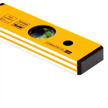 Уровень алюминиевый, 400 мм, фрезерованный, 3 глазка Denzel 33680 купить в Нягани