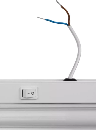 Светильник люминесцентный СВЕТОЗАР модель &quot;СЛ-636&quot; с плафоном и выключателем, лампа Т8, 1255x35x62мм, 36Вт SV-57589-36 купить в Нягани