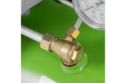 Воздушный компрессор СИБРТЕХ КК-1100/22 58036 купить в Нягани