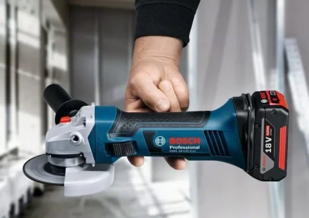 Шлифмашина УШМ BOSCH GWS 18-125 V-Li купить в Нягани
