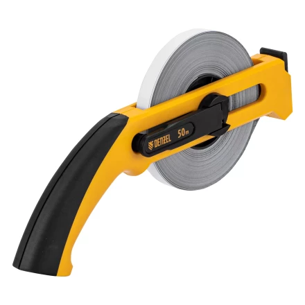 Рулетка геодезическая 50 м х 13 мм Denzel 31492, открытый корпус, металлическая лента купить в Нягани