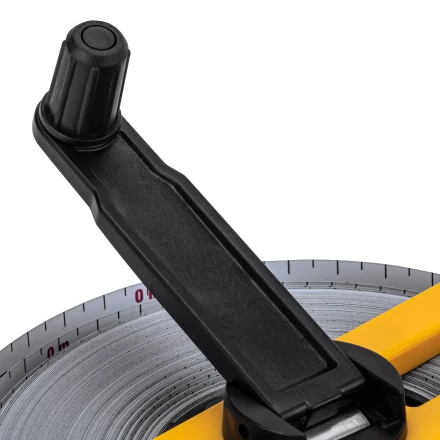 Рулетка геодезическая 50 м х 13 мм Denzel 31492, открытый корпус, металлическая лента купить в Нягани