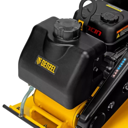 Виброплита бензиновая Denzel VC-30W, 30 кН, 60*45 см, 196 см3, бак для воды купить в Нягани