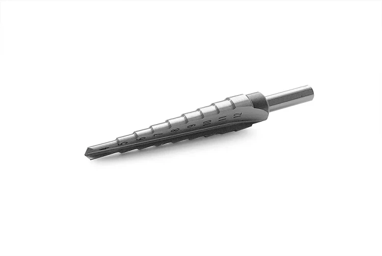 Ступенчатое сверло MESSER с прямой канавкой. Диаметр 4-12мм. Ступеней 9. купить в Нягани