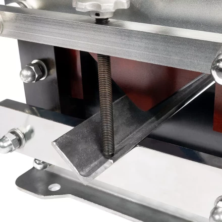 Уголкорез гидравлический КВТ УР-110 для уголков до 110х110х8 мм (89258) купить в Нягани