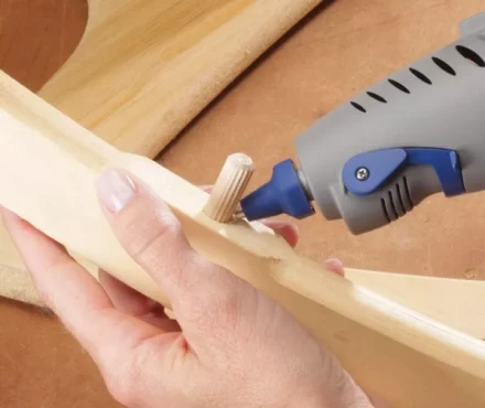 Пистолет клеевой 940 JС DREMEL купить в Нягани