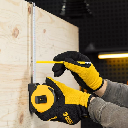 Рулетка Denzel 8м х 25мм, двухкомп. корпус, магнитный обрезиненный зацеп, 31533 купить в Нягани