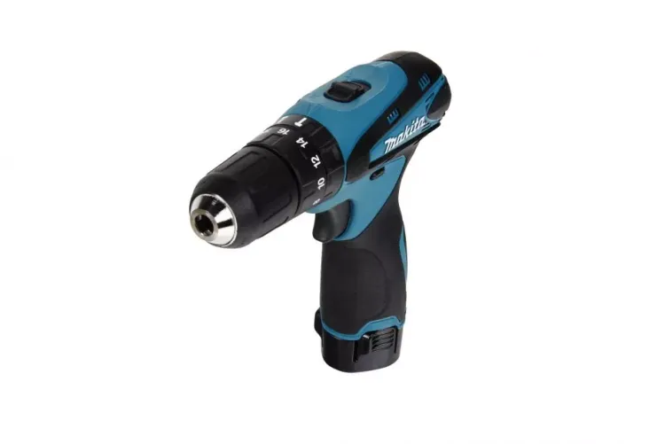 Дрель-шуруповерт аккумуляторная Makita HP330DWE купить в Нягани