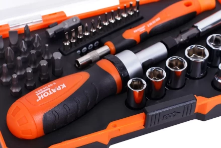 Набор отверток-держателей с битами и торцевыми головками Кратон Complect SSK-03, 41 пр. в кейсе 2 09 05 003 купить в Нягани