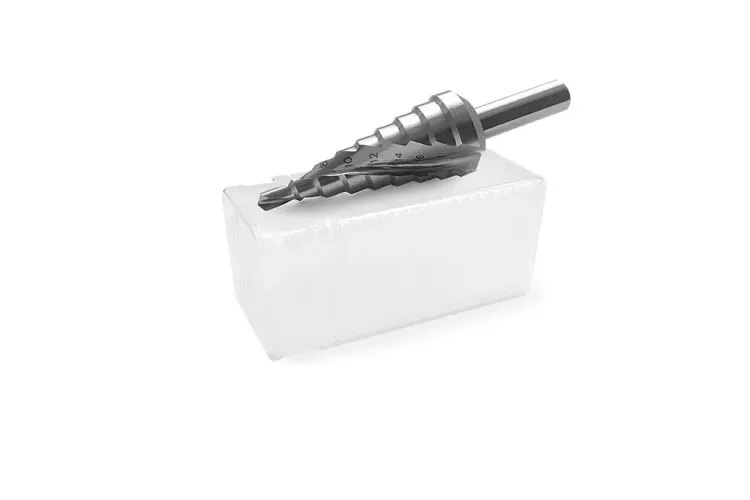 Ступенчатое сверло MESSER со спиральной канавкой. Диаметр 4-20 мм. Ступеней 9. купить в Нягани