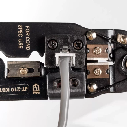 Кримпер многофункциональный КВТ JT-210 со встроенным модулем для обжима RJ-45 (84824) купить в Нягани