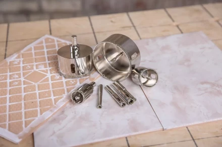 Коронка алмазная HAMMER Ф82мм HEX(DHS82.0*65/5) купить в Нягани