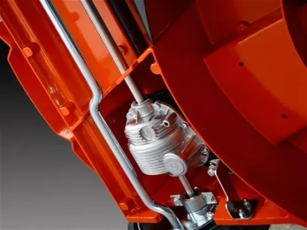 Газонокосилка бензиновая Husqvarna LC 551SP. Профи самоходная KawasakiFJ180 купить в Нягани