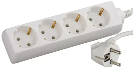 Удлинитель СВЕТОЗАР электрический с заземлением, евро, 4 гнезда, 3м SV-55043-3 купить в Нягани