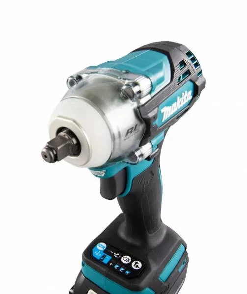 Аккумуляторный ударный гайковерт Makita DTW302RTJ купить в Нягани