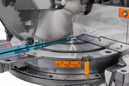 Аккумуляторная торцовочная пила Makita LS004GZ01 (без АКБ и ЗУ) купить в Нягани