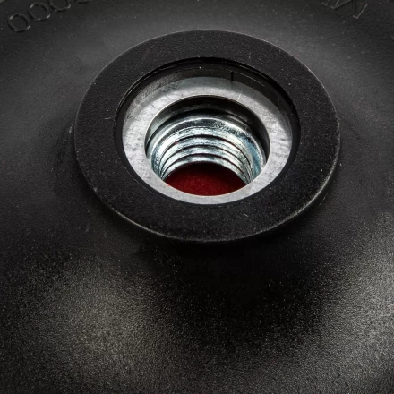 Насадка для дрели и УШМ с липучкой, 125 мм, с адаптером c М14 на d8 Сибртех 76235 купить в Нягани