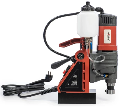 Станок магнитный сверлильный ESPIRA MDС-50/2 (1700 Вт, патрон Weldon 19, 280/510 об/мин, max диам 50 мм, 13,0 кг, кейс), 400112 купить в Нягани