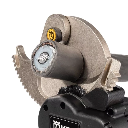 Секторные ножницы аккумуляторные КВТ НСА-50 для резки бронированных кабелей до 50 мм (91860) купить в Нягани