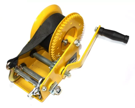 Лебедка ручная LRB 2500, 1134 кг, лента 10 м. LB купить в Нягани