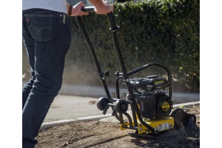 Виброплита CHAMPION PC6337F купить в Нягани