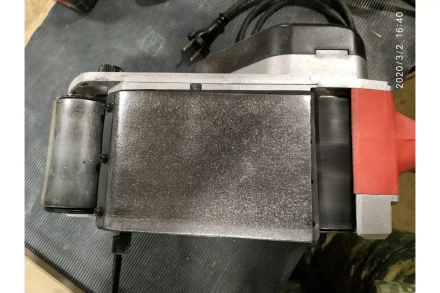 Ленточная шлифмашина Makita M9400 купить в Нягани