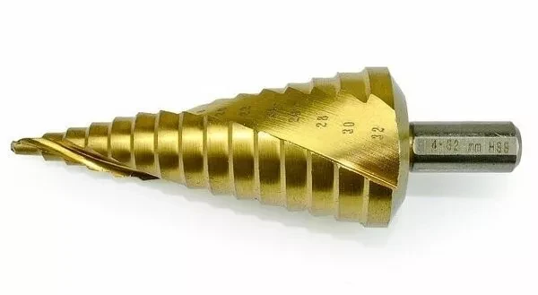 Сверло ступенчатое HSS TiN с спиральным желобком, 4-32x102, 6 мм (Makita D-40191) купить в Нягани
