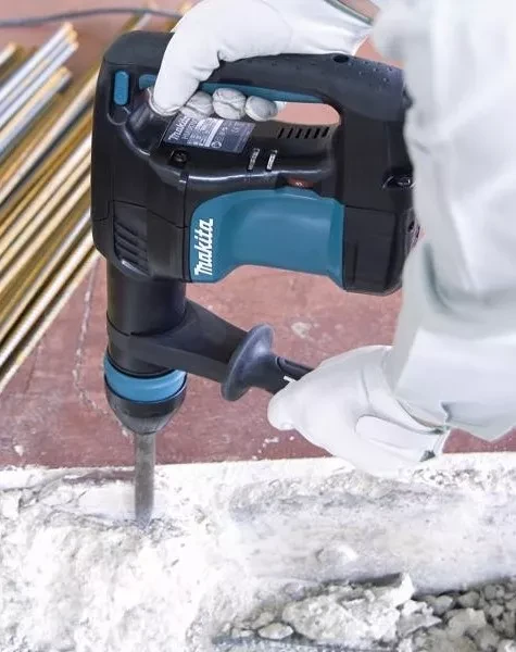 Молоток отбойный Makita HM0870C купить в Нягани