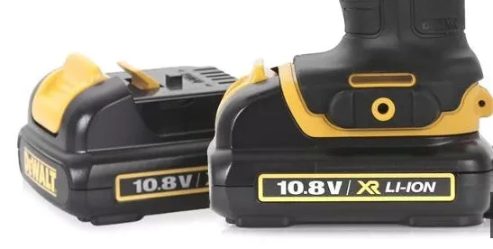 Аккумуляторная дрель DeWalt DCD 710 C2 купить в Нягани
