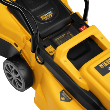 Газонокосилка электрическая GMC-1200, шир.,32см, 1200 Вт, 3 уров., травосб. 30 л// Denzel купить в Нягани