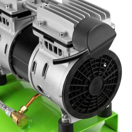 Компрессор безмаслянный малошумный Сибртех МБ 1100/24,1100 Вт, 24 л, 170 л/мин 58006 купить в Нягани