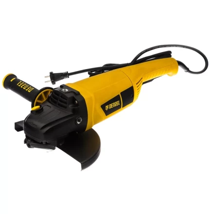Угловая шлифмашина AG-230-2600 Denzel 26917 купить в Нягани