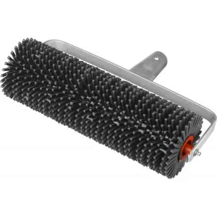 Валик игольчатый ЗУБР &quot;МАСТЕР&quot; по бетону на металлической рамке, под удлинитель, пластмассовые иглы 27мм, 105х300мм 03954-30 купить в Нягани