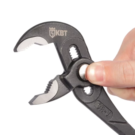 Набор переставных клещей КВТ НПК-02 с кнопочной фиксацией (92053) купить в Нягани