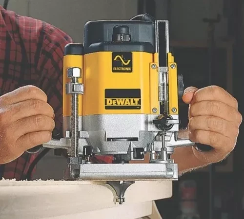 Фрезер DeWalt DW 625E купить в Нягани