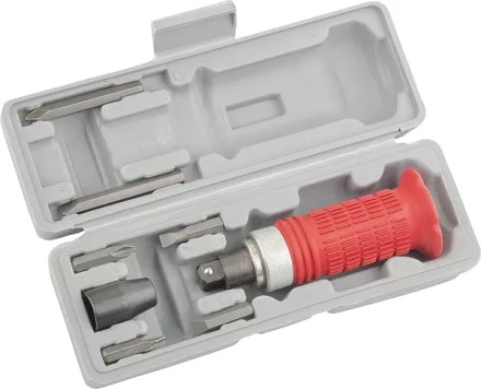 Отвертка ударно-поворотная 1/2&quot;, набор бит, 6 шт., обрезиненная ручка, в пласт. боксе  MATRIX 11579 купить в Нягани