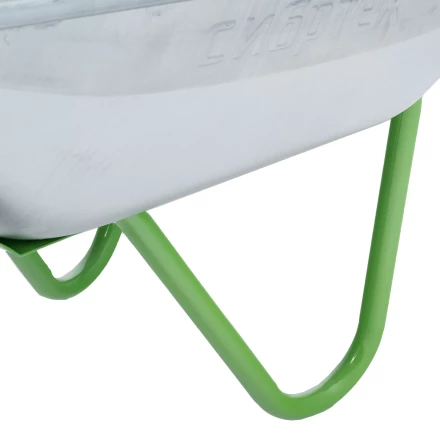 Тачка садовая Сибртех 689135, 2-х колесная, грузоподъемность 120 кг, объем 65 л купить в Нягани