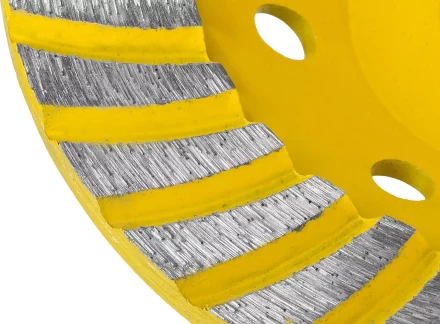 Чашка STAYER &quot;PROFESSIONAL&quot; алмазная сегментированная, высота 22,2мм, 125мм 33380-125 купить в Нягани