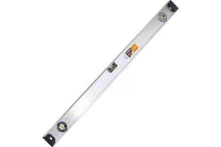 Уровень алюминиевый «Рельс» 1000мм 3 глазка фрезерованный Вихрь 900/73/11/4/16 купить в Нягани