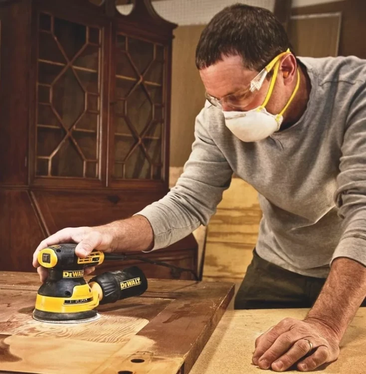 Шлифмашина ЭШМ DeWalt DWE6423 купить в Нягани