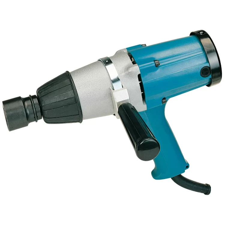 Ударный гайковерт Makita 6906 купить в Нягани