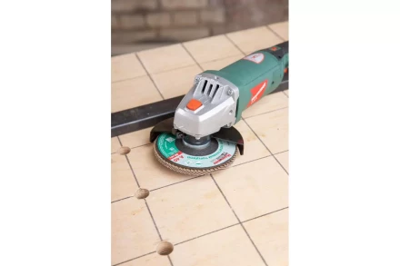 Круг Лепестковый Торцевой (КЛТ) HAMMER КЛТ 1 Ф125х22 Р40 213-016 купить в Нягани