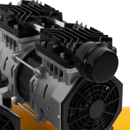 Компрессор безмасляный, малошумный DLS 1800/100,1800 Вт, 3x600, 100 л, 345 л/мин// Denzel 58028 купить в Нягани